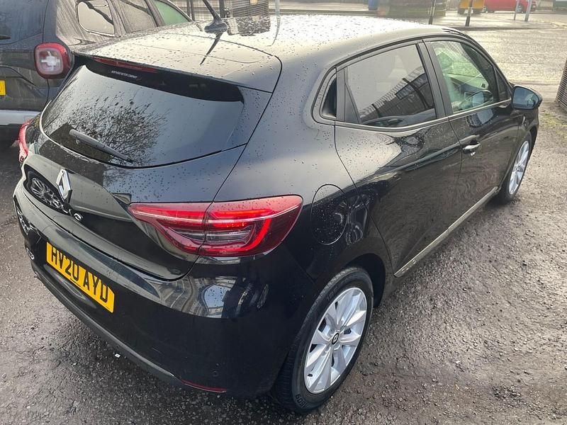 Used Renault Clio V Iconic 85 HP (62 kW) 2020 Black Hatchback