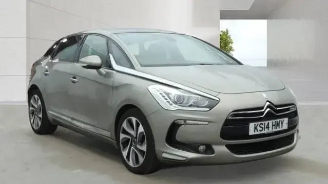 Usado Citroën DS5 2014 Cinzento Citadino