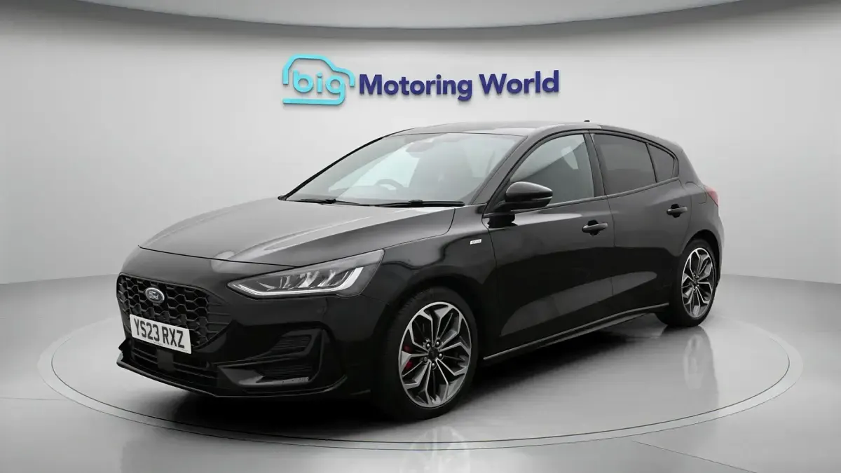 Used Ford Focus ST-Line X 155 HP (114 kW) 2023 Black Hatchback