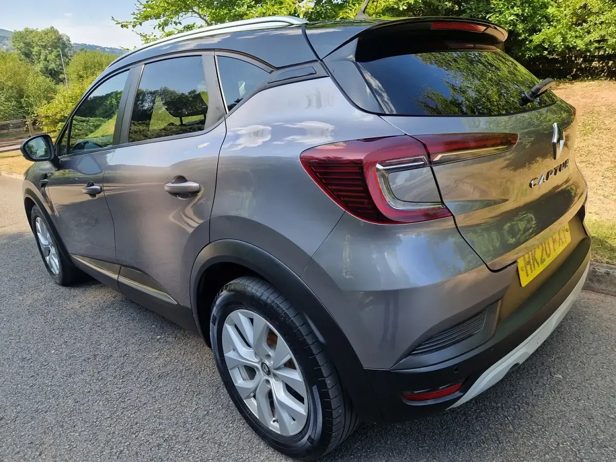 Used Renault Captur Iconic 2020 Grey SUV