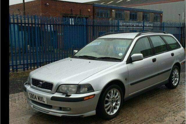 Used Volvo V40 122 HP (89 kW) 2004 Estate