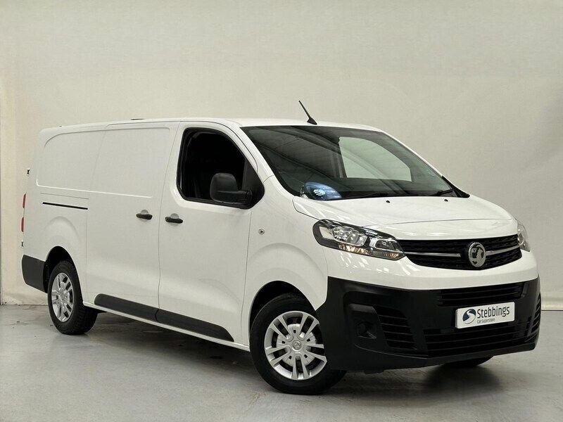 White Used 2021 Vauxhall Vivaro S Van | £12,758 (Fair price) - Image 1/4
