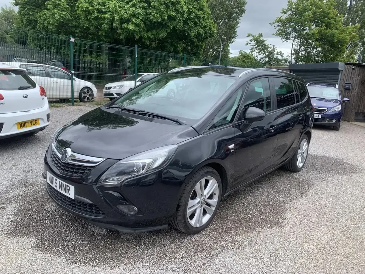 Second-hand Vauxhall Zafira SRi 2015 Negru Monovolum