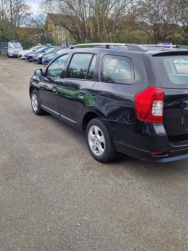 Used Dacia Logan MCV Lauréate 2015 Black Estate
