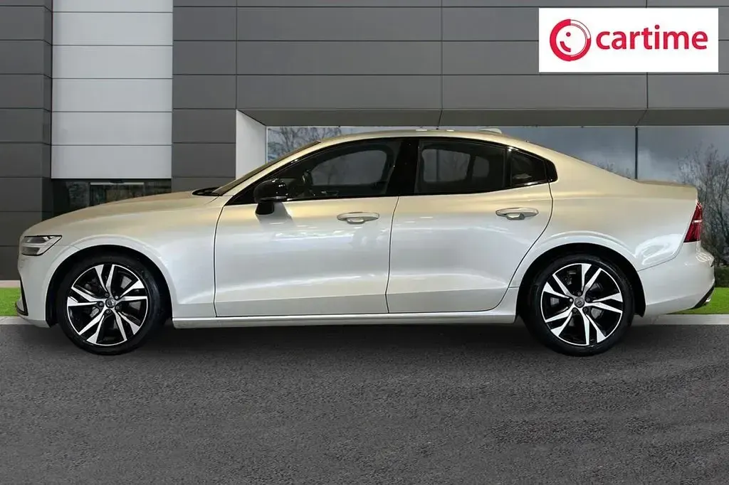 Used Volvo S60 R-Design 250 HP (183 kW) 2021 Gold Sedan