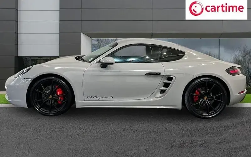 Used Porsche 718 349 HP (256 kW) 2024 Coupe