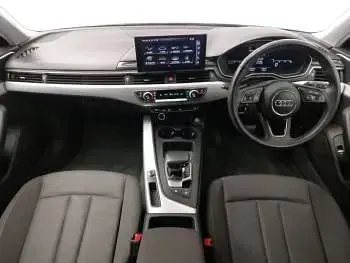 Używany Audi A4 Comfort 163 KM (119 kW) 2020 Czarny Kombi