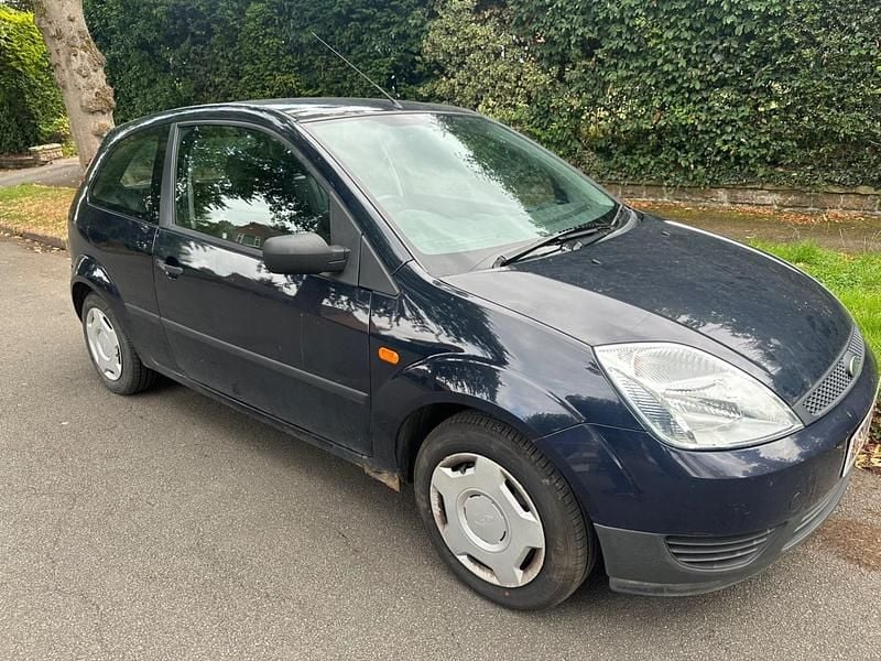 Blue Used 2004 Ford Fiesta Finesse Hatchback | £495 (Super price) - Image 1/4