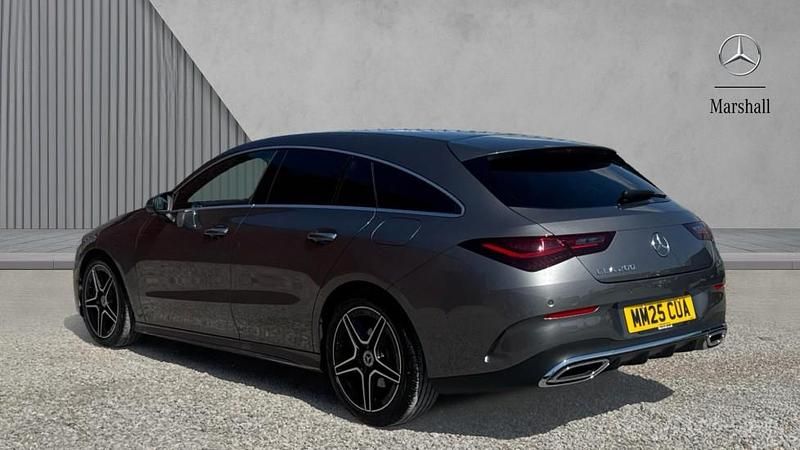 Occasion Mercedes CLA200 Executive 163 ch (119 kW) 2025 Gris