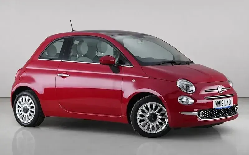 Used Fiat 500 Lounge 69 HP (50 kW) 2018 Hatchback