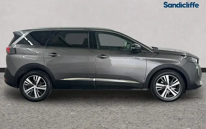 Used Peugeot 5008 Allure 131 HP (96 kW) 2024 Grey SUV
