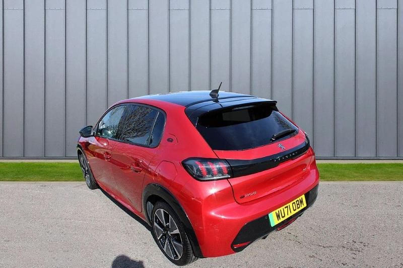 Used Peugeot e-208 Premium 98 kW (134 HP) 2021 Red Hatchback