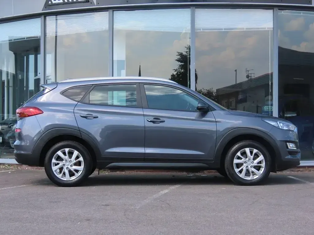 Used Hyundai Tucson SE 2019 Grey SUV