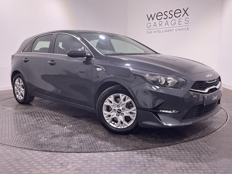 Used 2024 Kia Ceed Hatchback | £17,200 (Good price) - Image 1/1