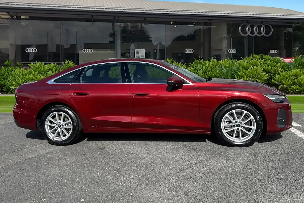 Novo Audi A6 Sport 204 HP (150 kW) 2026 Vermelho Sedan