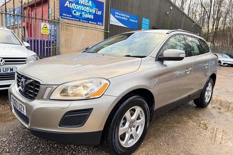 Used Volvo XC60 SE 163 HP (119 kW) 2010 Gold SUV