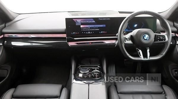 Used BMW 550e M Sport 482 HP (354 kW) 2023 White Sedan