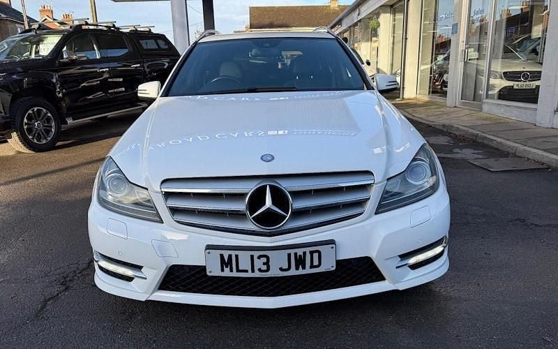 Used Mercedes C250 AMG 204 HP (150 kW) 2012 White Estate