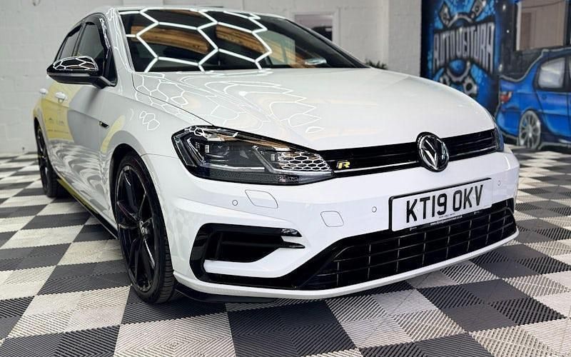 White Used 2019 VW Golf VII R Hatchback | £22,500 (Super price) - Image 1/4