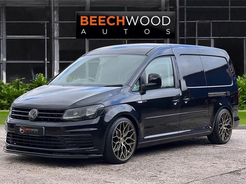 Used VW Caddy Maxi Startline 102 HP (75 kW) 2018 Black MPV