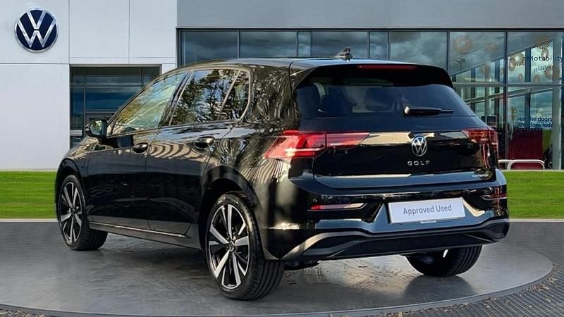 New VW Golf VIII Match 272 HP (200 kW) 2025 Black Hatchback