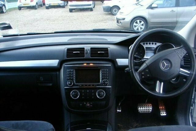 Used Mercedes R320 Sport 2008 MPV