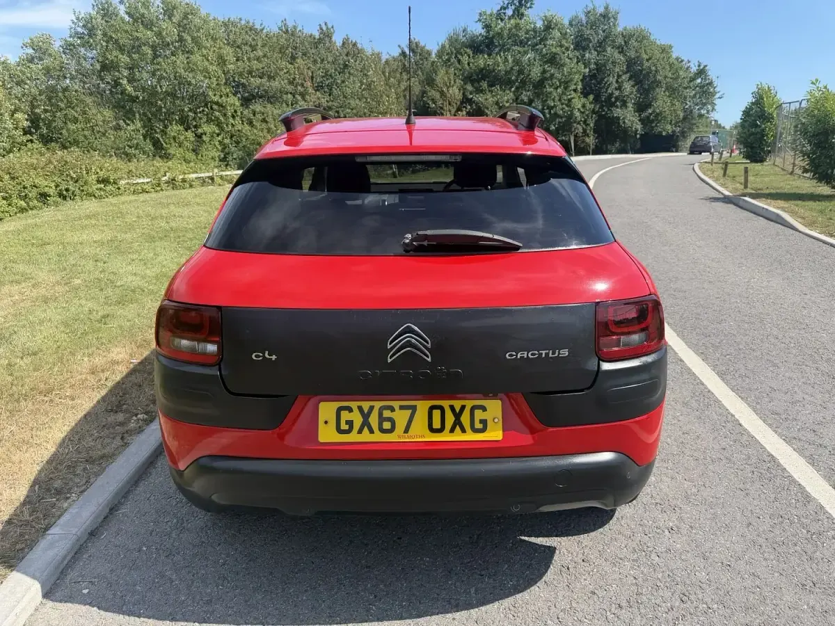 Used Citroën C4 Cactus Flair 82 HP (60 kW) 2017 Red Hatchback