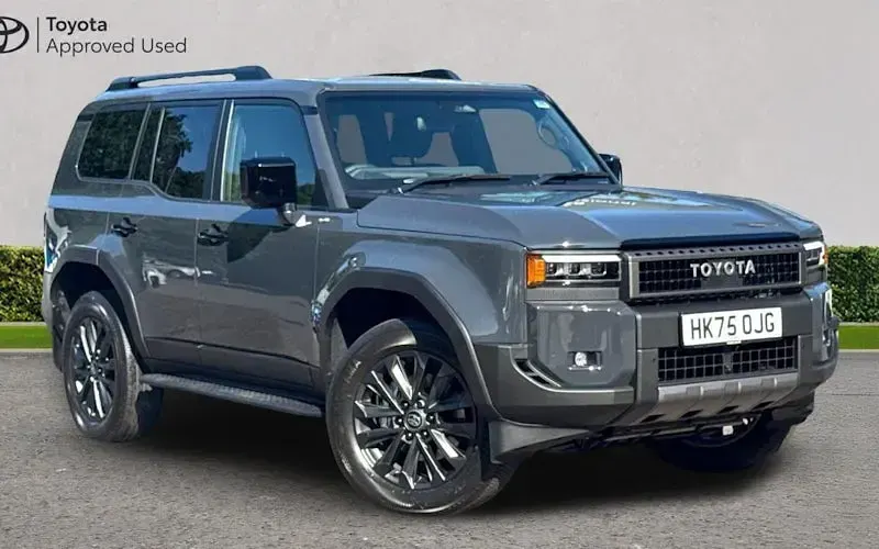 Used Toyota Land Cruiser 205 HP (150 kW) 2025 SUV
