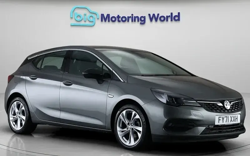 Second-hand Vauxhall Astra Elite 145 CP (106 kW) 2021 Hatchback