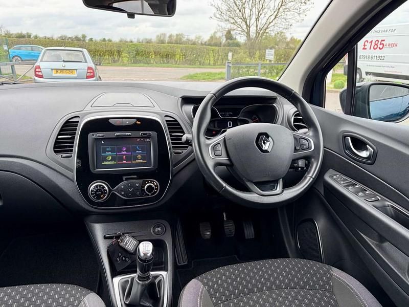 Gebraucht Renault Captur Dynamique 120 PS (88 kW) 2017 Blau SUV