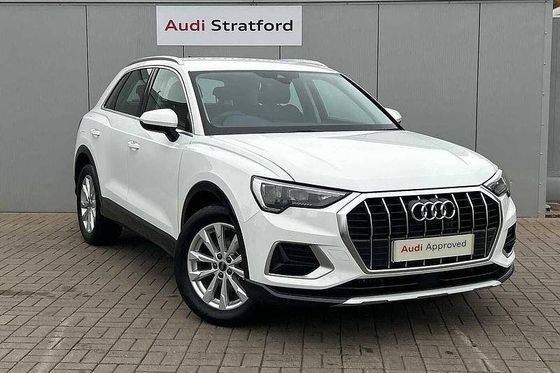 Arkona white, solid New 2025 Audi Q3 Sport SUV | £30,950 (Super price) - Image 1/4