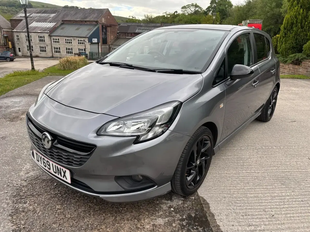 Used Vauxhall Corsa SRi 90 HP (66 kW) 2019 Grey Hatchback