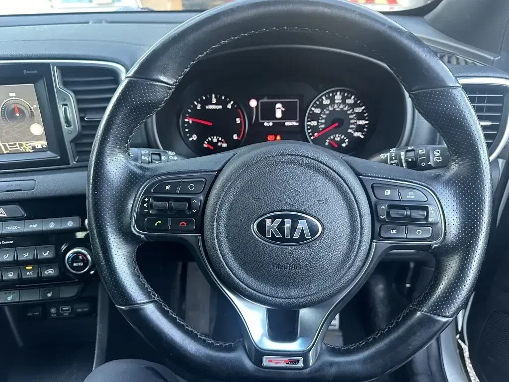 Used Kia Sportage GT-Line 136 HP (100 kW) 2016 White SUV