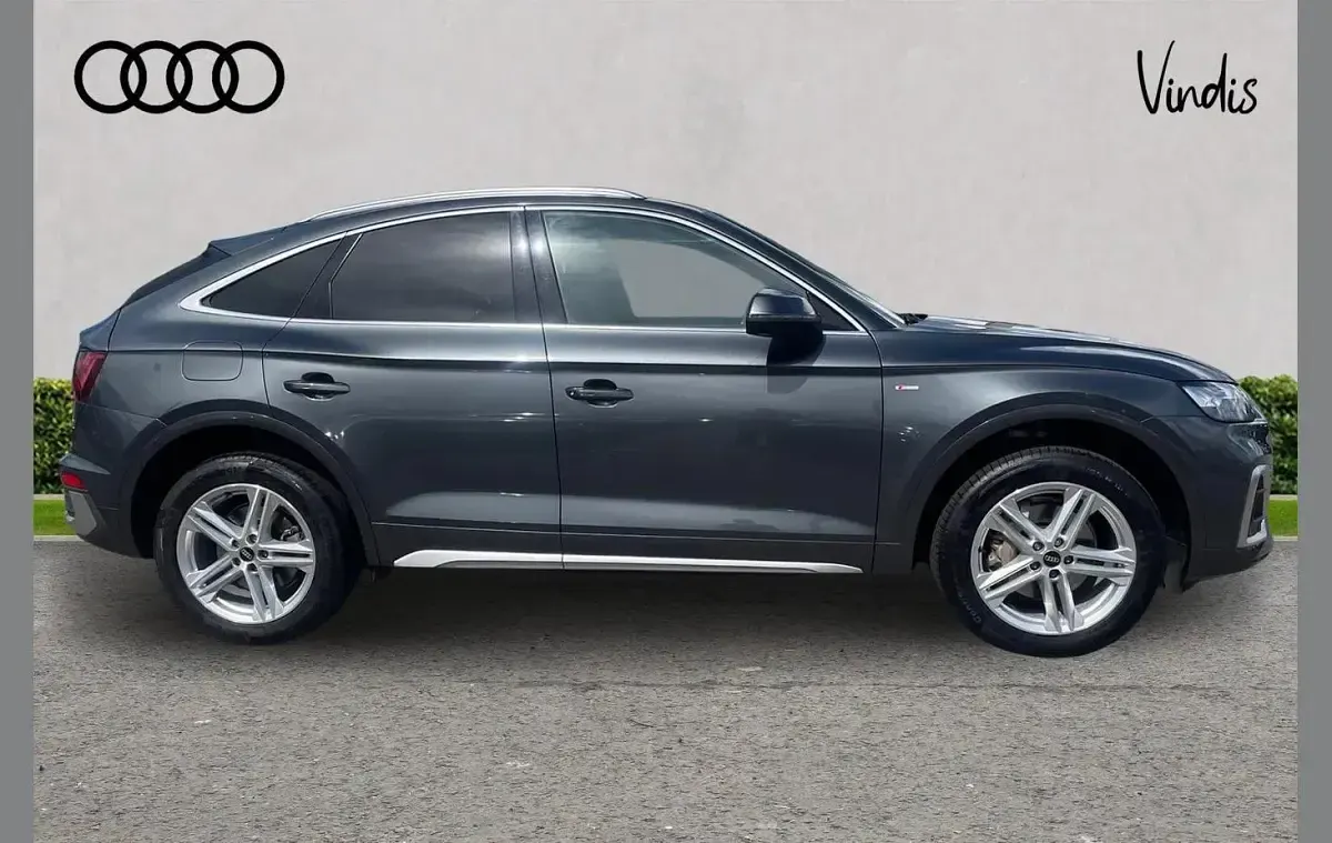Used Audi Q5 S-Line 261 HP (191 kW) 2022 Grey SUV