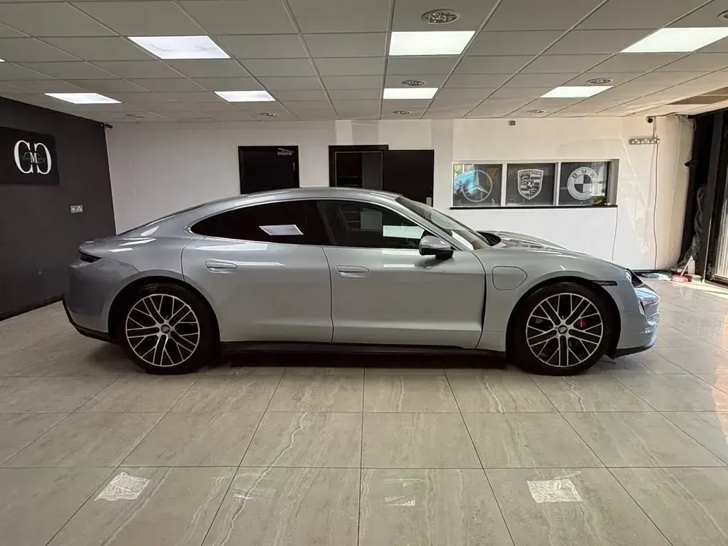 Used Porsche Taycan Performance Package 419 kW (571 HP) 2020 Silver Sedan