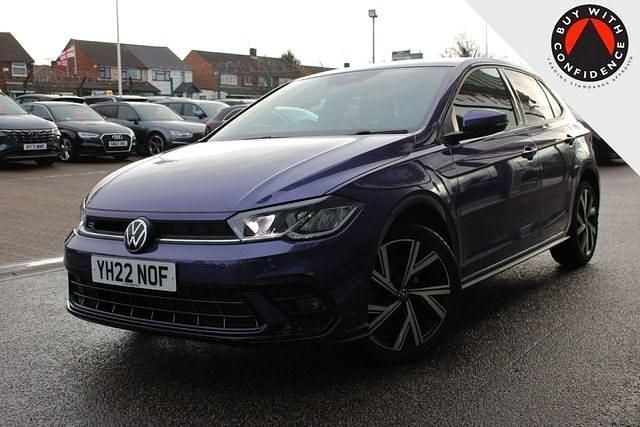 Used VW Polo R-line 95 HP (69 kW) 2022 Mauve/purple Hatchback