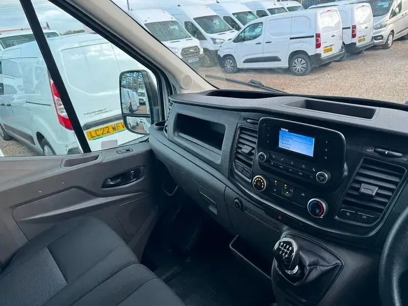 Used Ford Transit 130 HP (95 kW) 2021 White Van