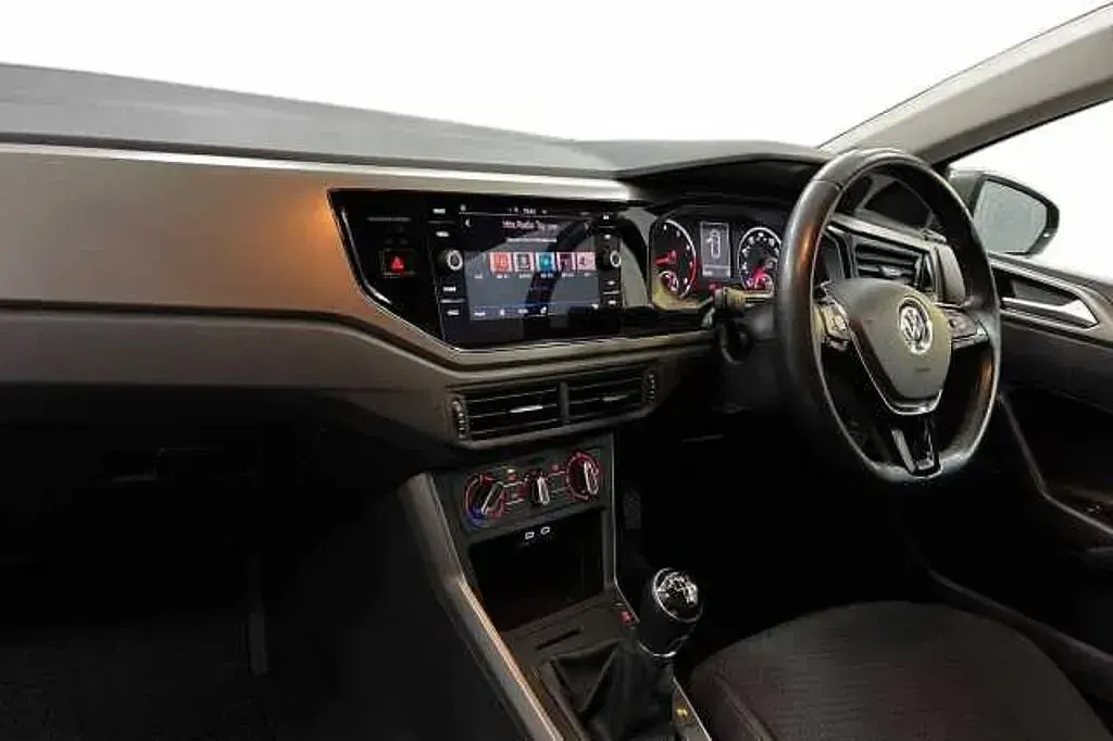 Used VW Polo 80 HP (58 kW) 2021 Hatchback