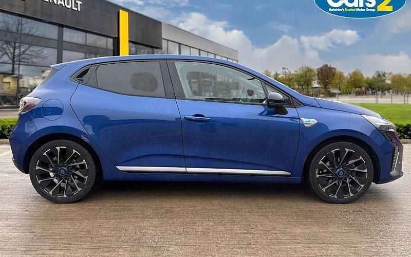 Used Renault Clio V Esprit Alpine 143 HP (105 kW) 2025 Red Hatchback