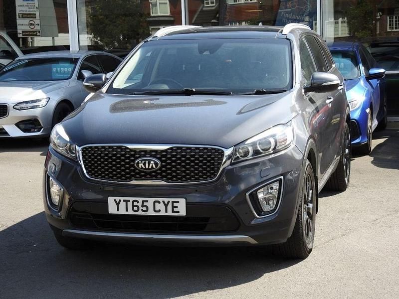 Grey Used 2015 Kia Sorento 3 SUV | £14,985 (Fair price) - Image 1/4