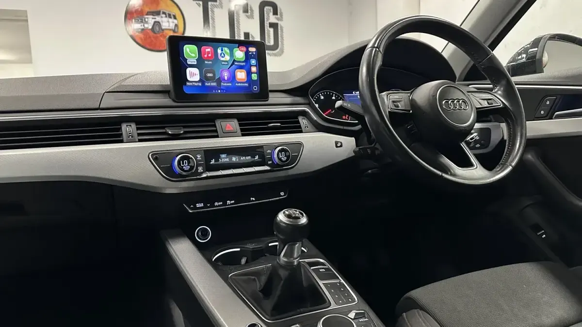 Begagnad Audi A4 Sport 2017 Svart Kombi