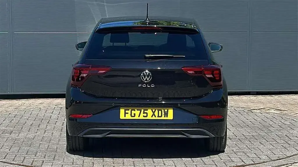 Used VW Polo Match 95 HP (69 kW) 2025 Black Hatchback