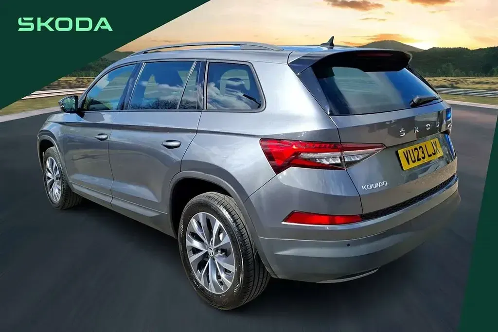 Second-hand Skoda Kodiaq SE Drive 147 CP (108 kW) 2023 Gri SUV