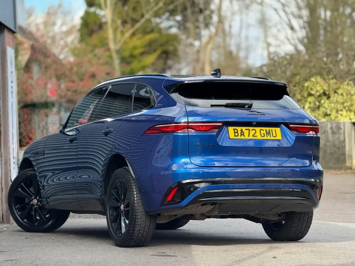 Second-hand Jaguar F-Pace R-Dynamic 2022 Albastru SUV