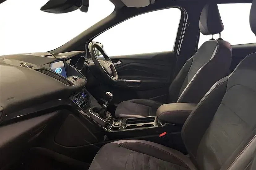 Used Ford Kuga ST-Line 180 HP (132 kW) 2019 Blue SUV