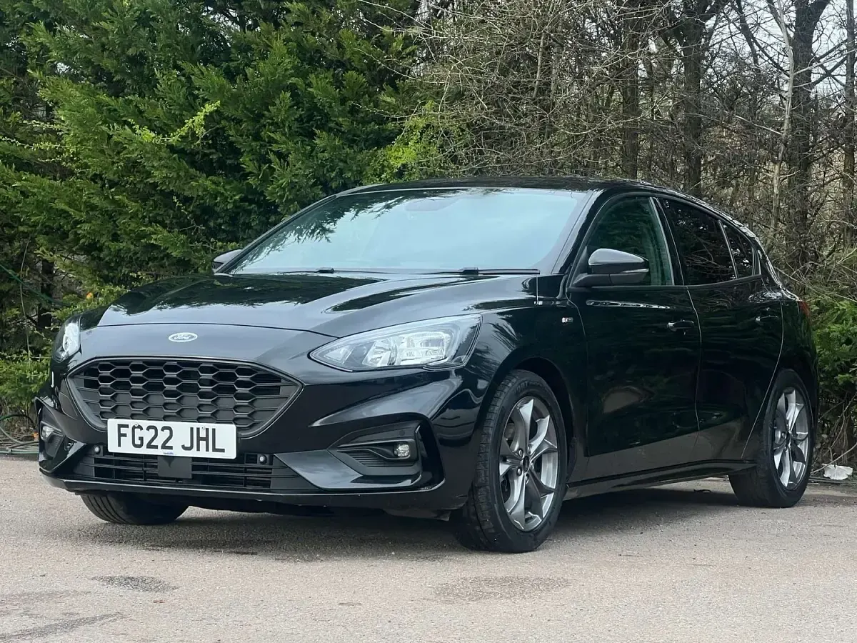 Used Ford Focus ST-Line 155 HP (114 kW) 2021 Black Hatchback