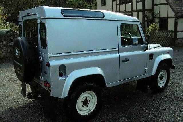 Used Land Rover Defender 90 HP (66 kW) 2006 SUV