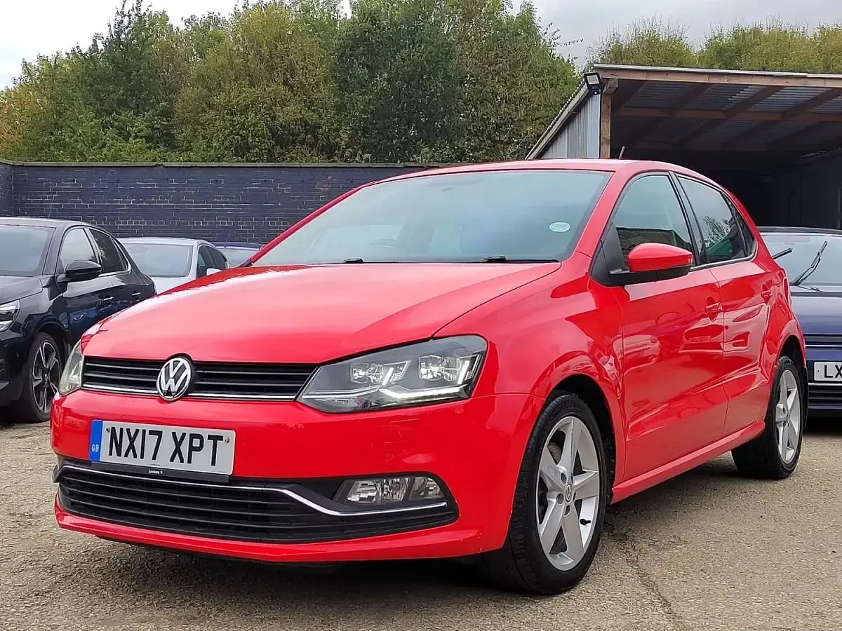 Used VW Polo SEL 109 HP (80 kW) 2017 Red Hatchback