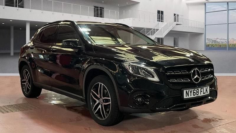 Black Used 2019 Mercedes GLA180 Urban SUV | £14,799 (Good price) - Image 1/3