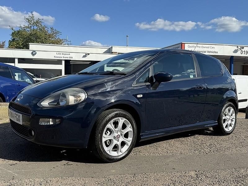 Rock 'n' roll blue Used 2014 Fiat Punto Hatchback | £3,799 (Fair price) - Image 1/4